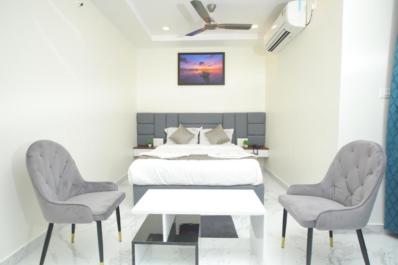 Hotel Radha Rani Residency Khammam Zewnętrze zdjęcie